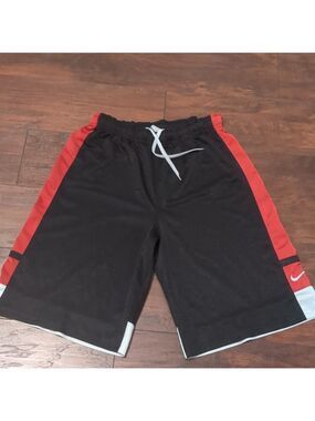 Youth Nike shorts XL